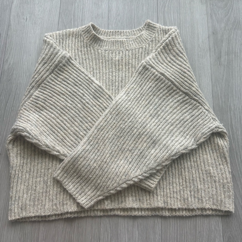 TOPSHOP Sweater - Picture 3 of 4